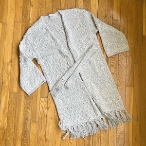 Cupcakes and Cashmere black/white sweater cardigan in size M